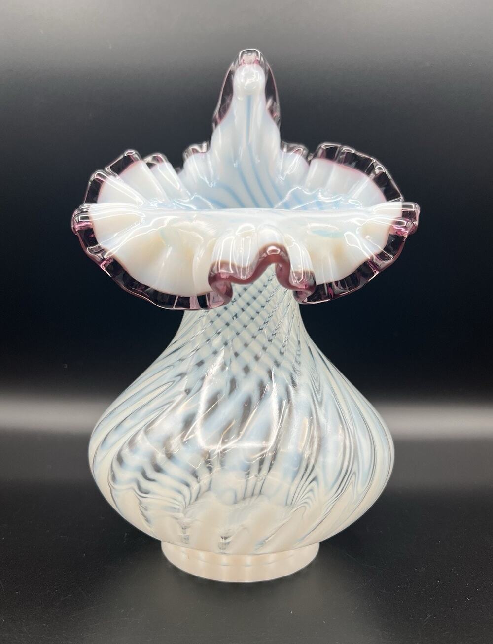 Fenton White Spiral Optic Opalescent Amethyst Crest Jack In The Pulpit Vase 9”